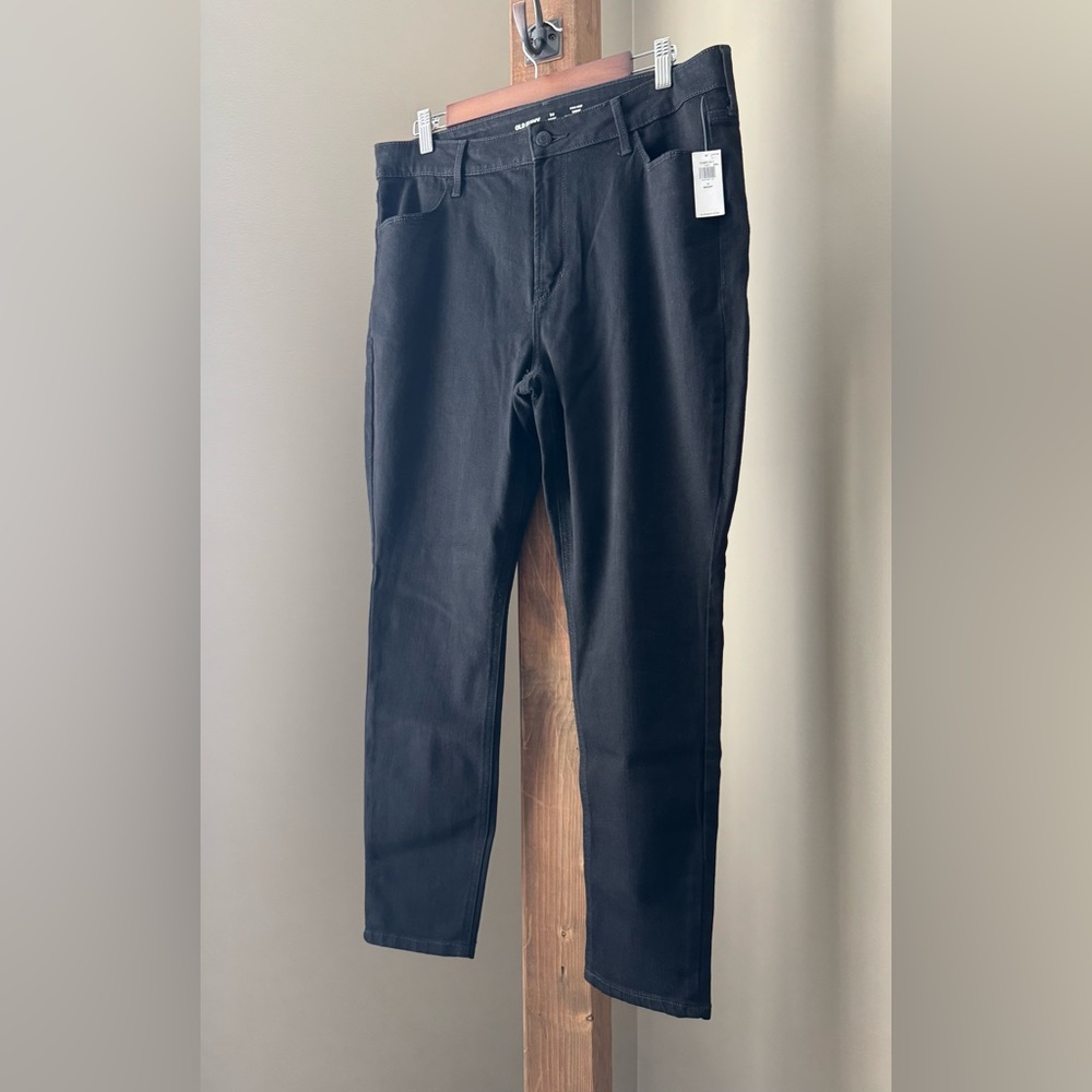 Old Navy High-Waisted Wow Super-Skinny Jeans•Women’s Size 14 Short•Black•NWT - Picture 3 of 9